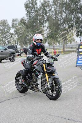 media/Nov-29-2025-TrackDaz (Sat) [[10ae2d9bce]]/Around the Pits/